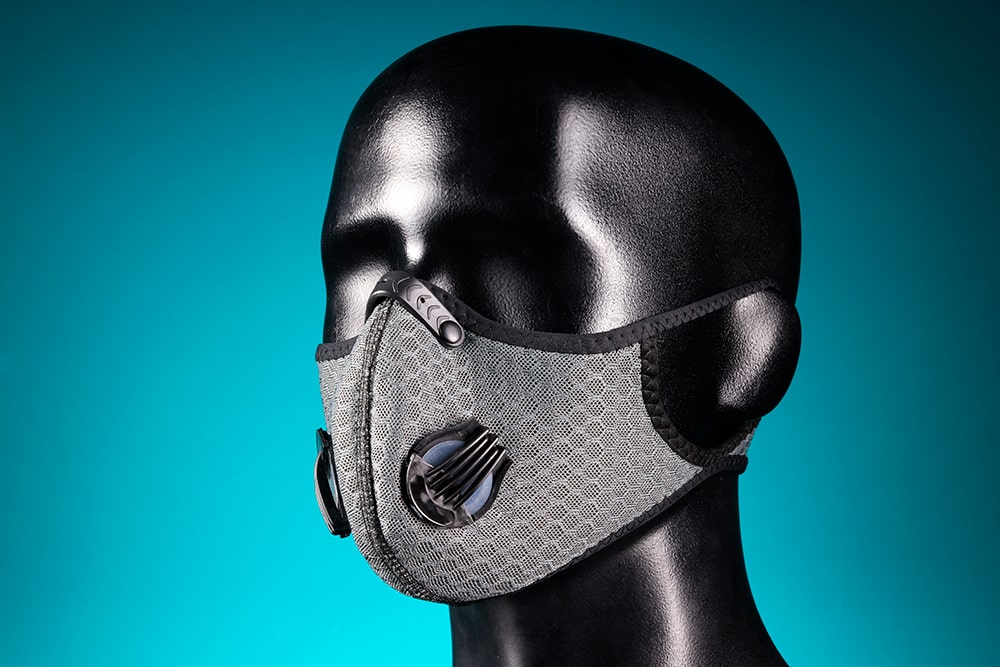маска з вугільним фільтром