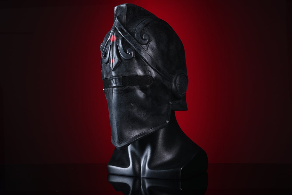 шлем черного рыцаря