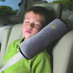 Подушка на ремень безопасности автомобиля