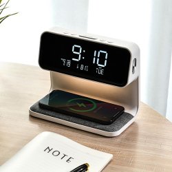 Настільний годинник з бездротовою зарядкою для телефону та підсвічуванням